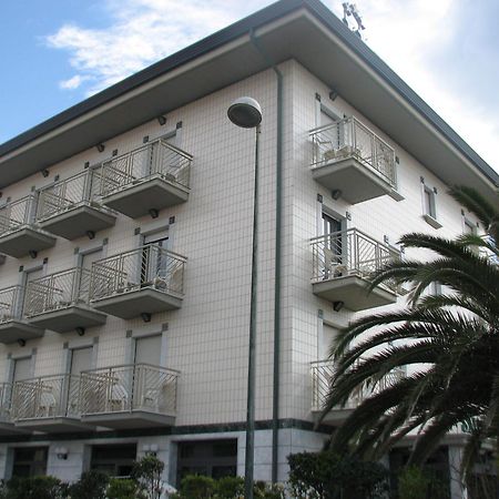 Hotel Smeraldo Lido di Camaiore Eksteriør billede