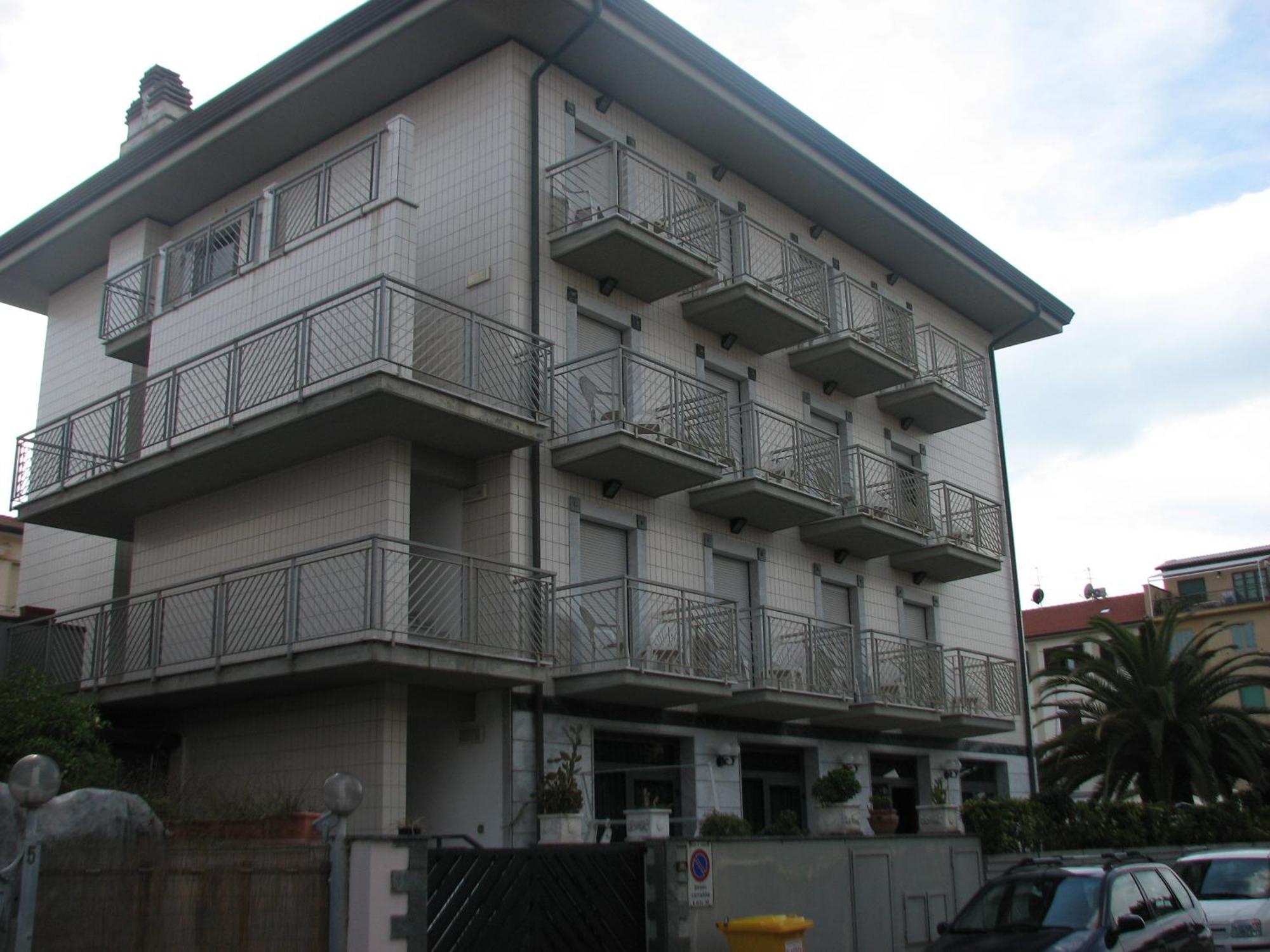 Hotel Smeraldo Lido di Camaiore Eksteriør billede