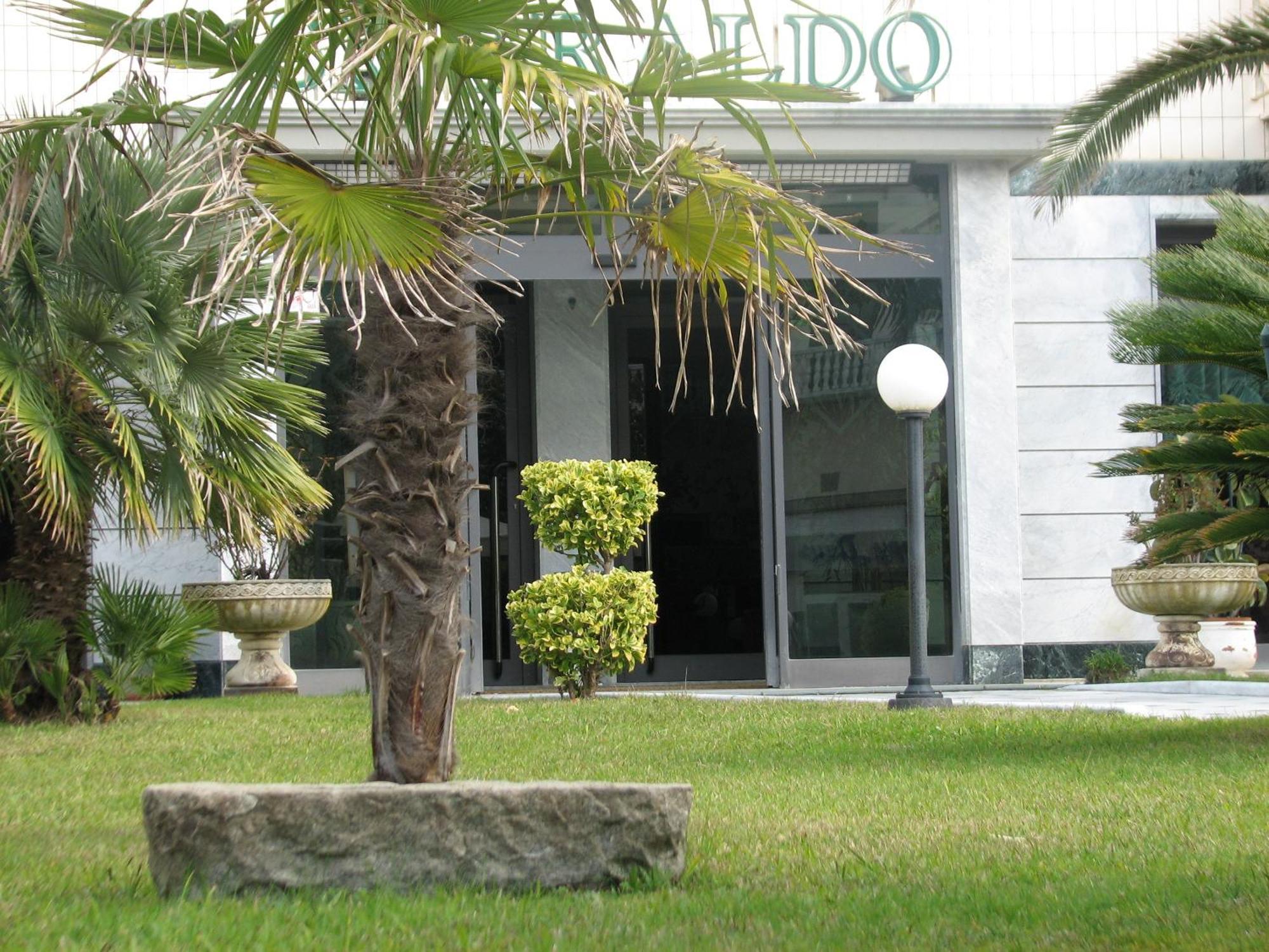 Hotel Smeraldo Lido di Camaiore Eksteriør billede